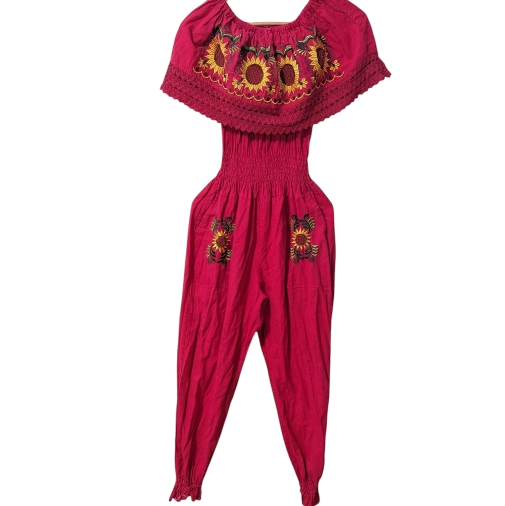 Vintage Embroidered Mexican Jumpsuit Boho Whimsicore Off Shoulder‎ Traditional